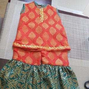 Girls gharara set.New